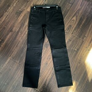 Women’s Carhartt Relax Fit Pants LIKE NEW